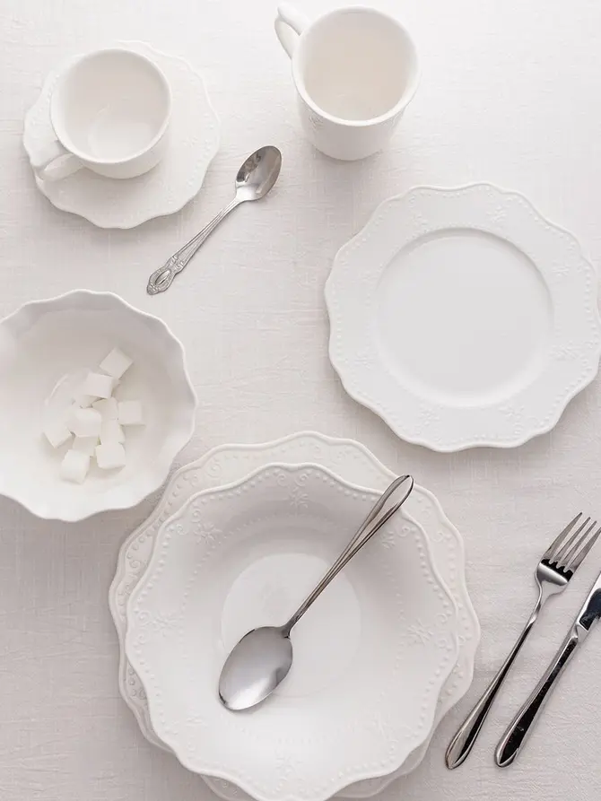 Talerz VISTAL porcelanowy głęboki biały 23 cm
