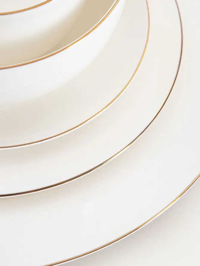 Talerz AUROO porcelanowy obiadowy ze złotą obwódką 26,5 cm