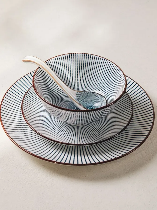 Talerz NAVIA porcelanowy deserowy granatowy z brązową obwódką 19 cm