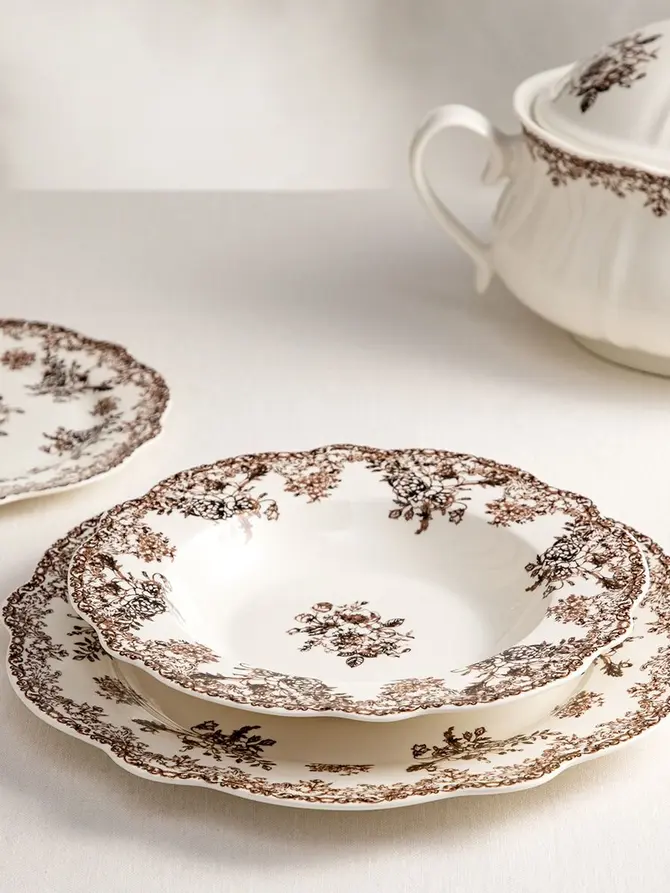 Talerz LOURRY porcelanowy głęboki brązowy 22 cm