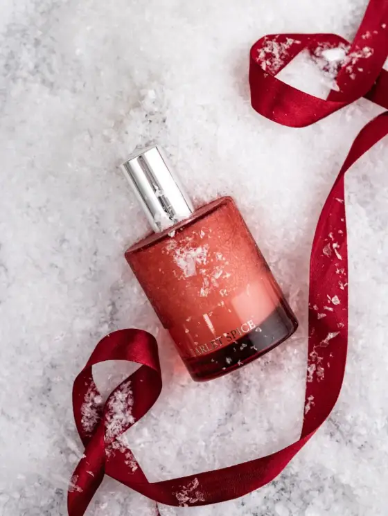 Spray do pomieszczeń MAGIC MOMENTS Scarlet Spice 100 ml